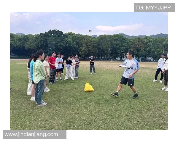 飞盘热潮席卷西安飞盘队意识变革与团队精神的崛起