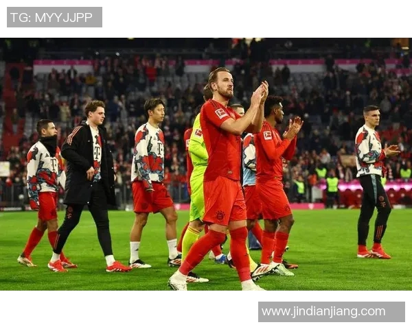 巴萨与拜仁的对决如同经典对抗赛的巅峰较量