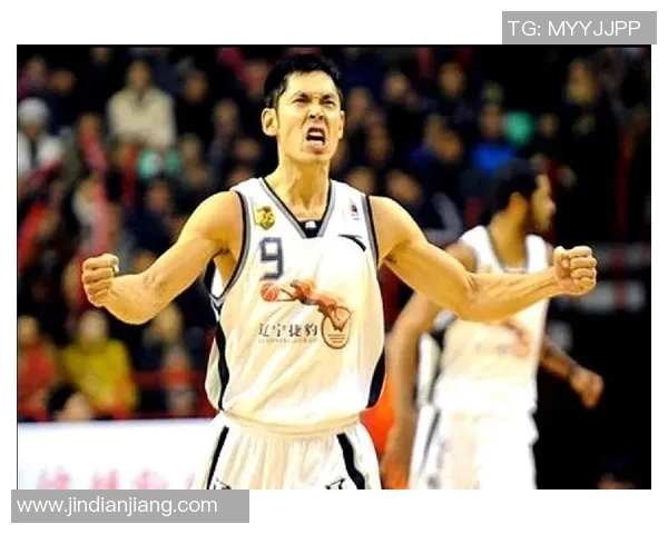 张庆鹏：从篮球场上的拼搏者到人生舞台上的奋斗典范