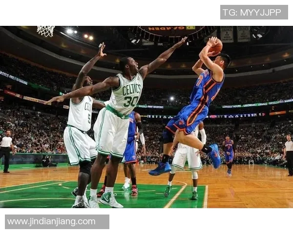 2013年尼克斯与热火的激烈对决回顾及赛季精彩瞬间分析